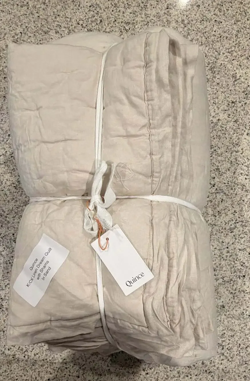 Quince K/CK Linen Dream Quilt with Shams in Sand